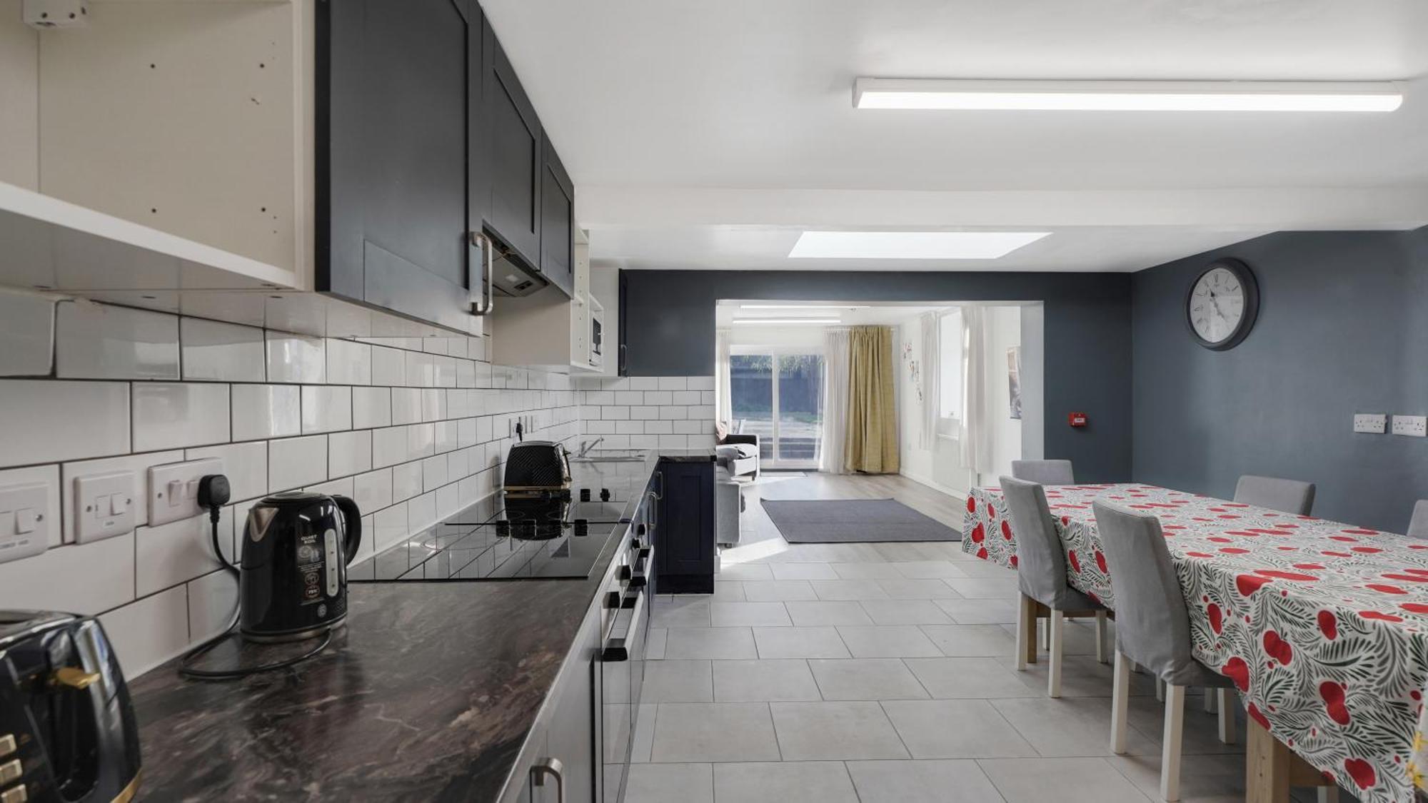 Comfy Double En-Suite Room In Barking Barking  Exterior foto
